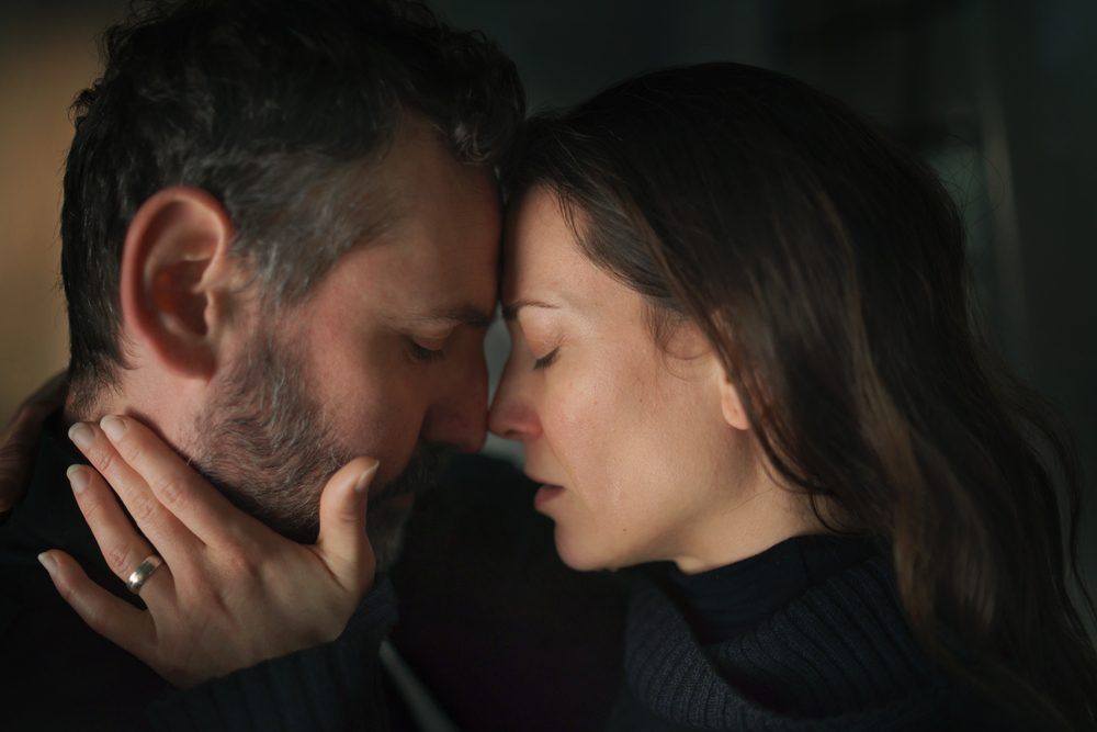 signs your wife is cheating