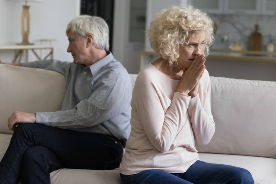 worst reasons couples stay together
